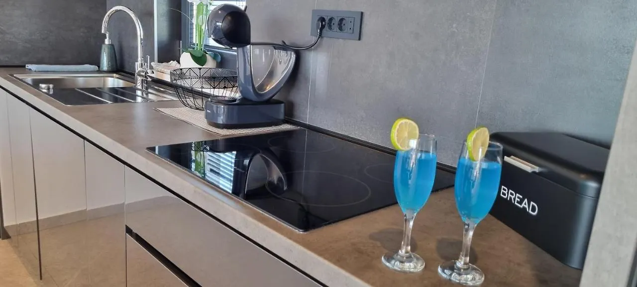 Dinary Apartman
