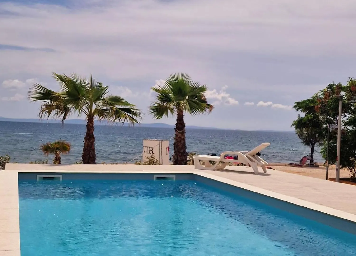 Dinary Apartman Croatia