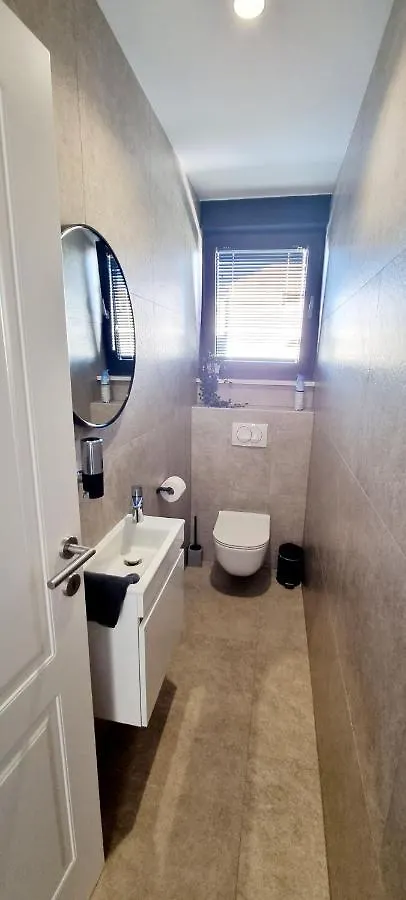 Dinary Apartman Vir Croatia