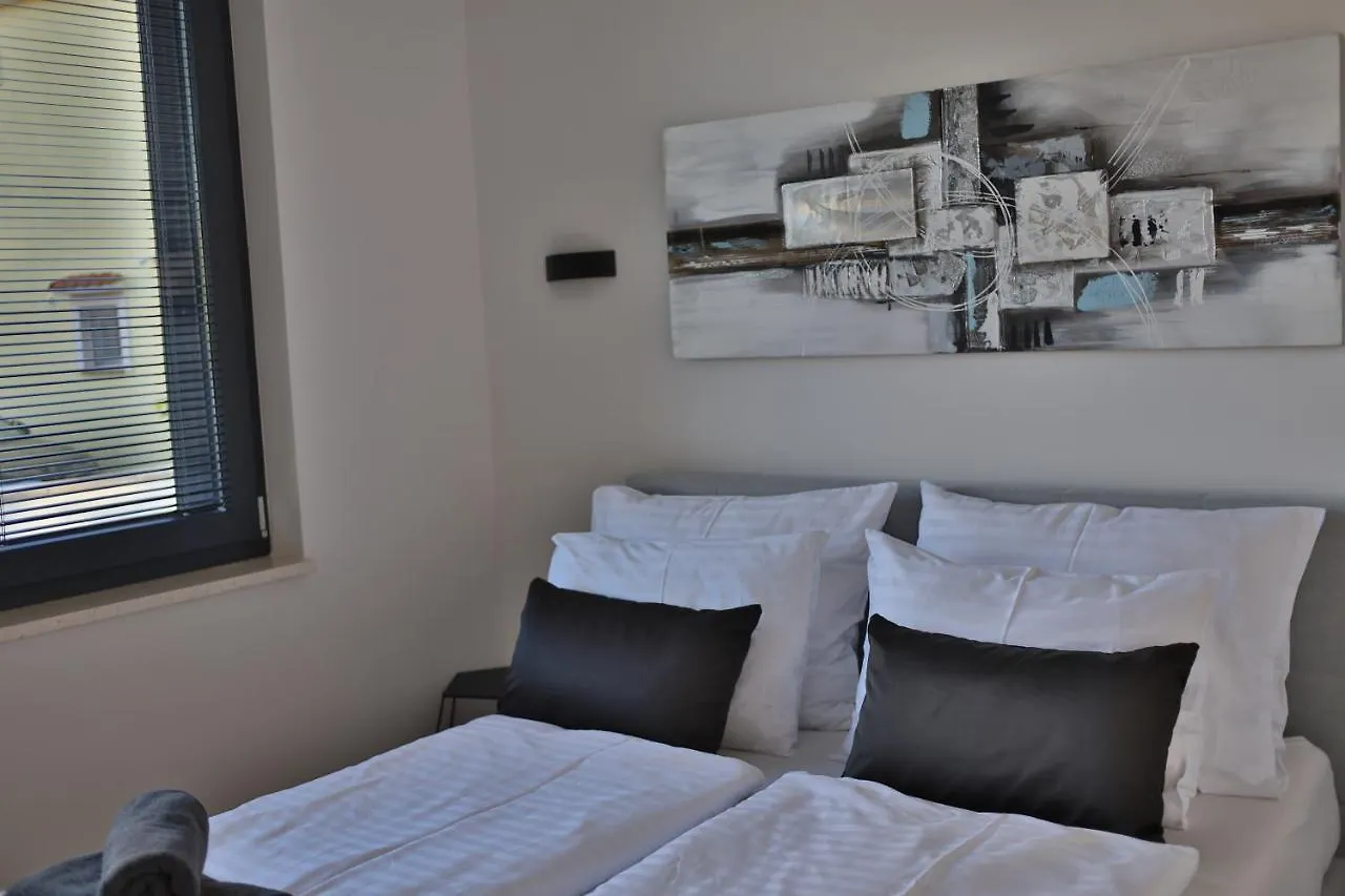 Dinary Apartman Vir Croatia