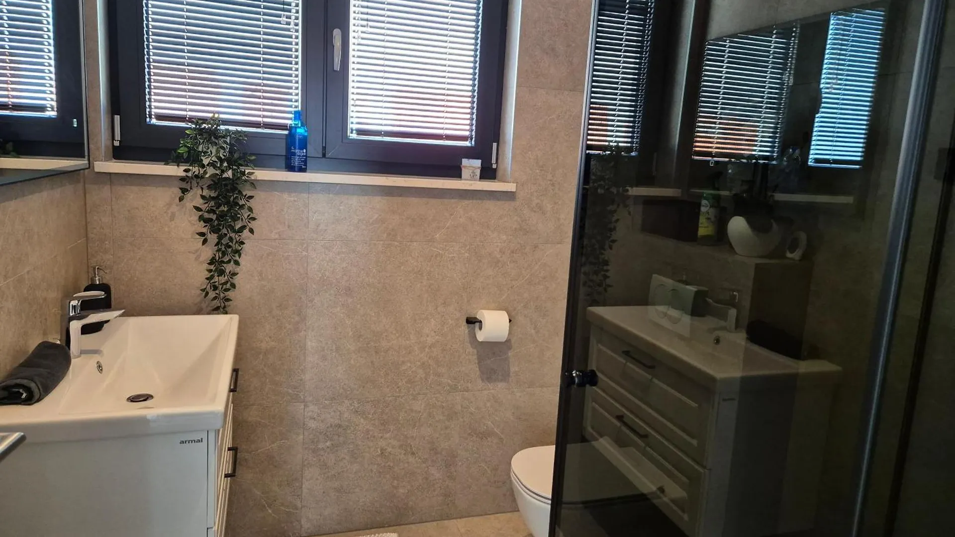 Apartment Dinary Apartman Vir